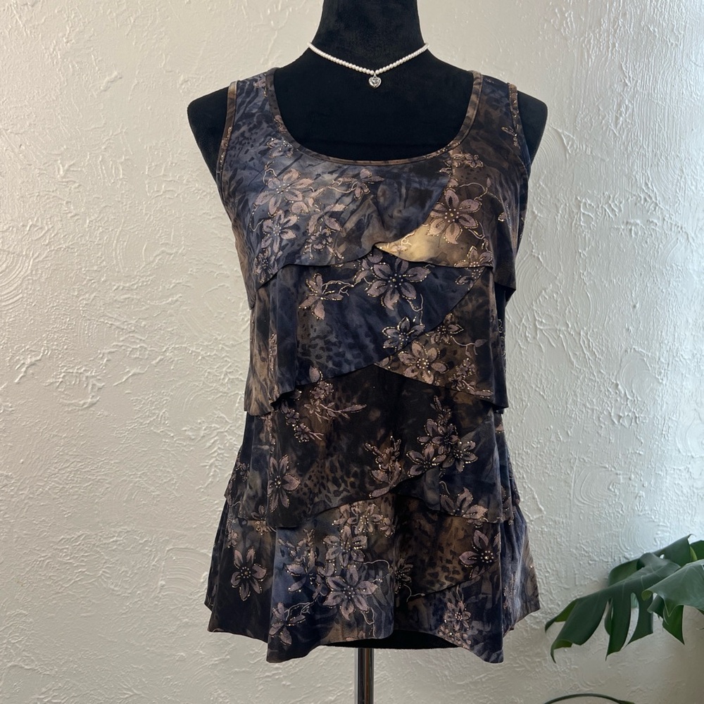 Roz & Ali animal Floral Ruffle top